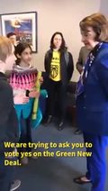 Sen. Feinstein Puts Kids Pushing Green New Deal in Their Place