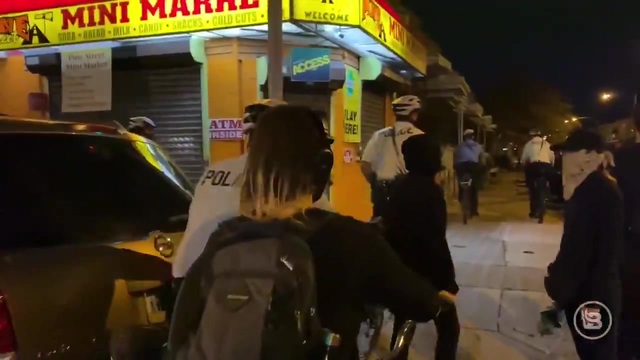 Police Officers Back off and Are Helpless Against Antifa