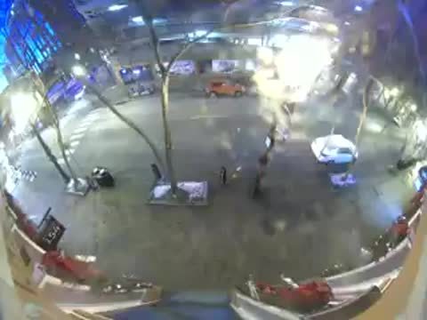 Bomb Explodes in Downtown Nashville After Loudspeaker Warns People to Evacuate