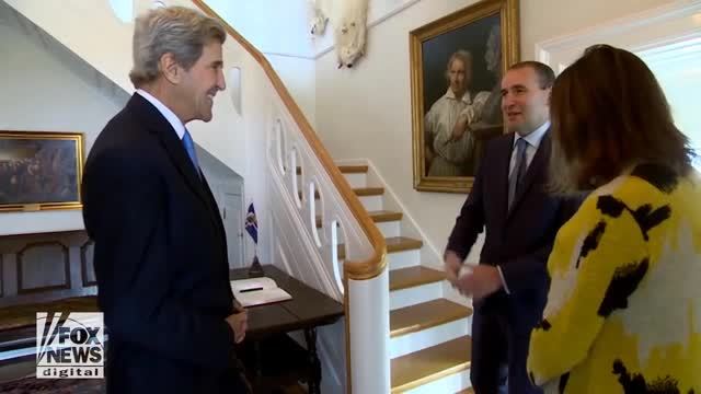 Flashback: John Kerry Took Private Jet to Iceland for Environmental Award, Called It ‘Only Choice for Somebody Like Me’