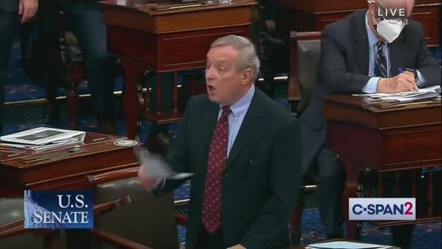 Sen. Durbin: Undocumented Immigrants Don’t Qualify for Stimulus Checks