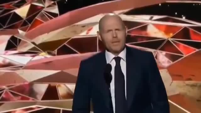 Bill Burr Mocks LGBT Labels, Anticipates Backlash on Why a Cis-White Male Like Him Is Doing Latino Stuff