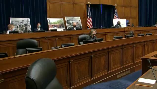 Rep. Maxine Waters to Rep. Jim Jordan: ‘Respect the Chair and Shut Your Mouth’
