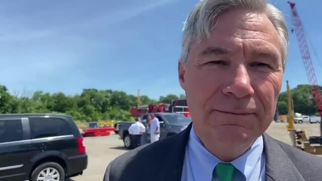 Sen. Whitehouse Defends His Membership in an All-White Private Beach Club; ‘Long Tradition in Rhode Island’