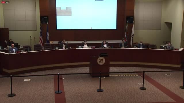 Virginia Teacher Resigns at School Council Meeting, Denounces ‘Highly Politicized Agendas’
