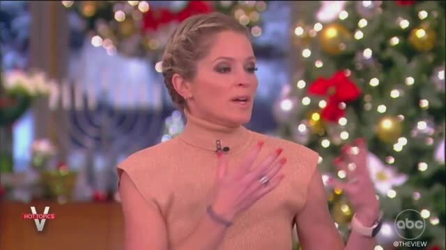 Sara Haines Slams Politicians and Media for ‘Impulsively’ Buying Jussie Smollett Claims