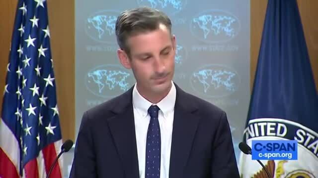 AP Reporter Throws Down in Heated Battle with State Dept Spox Over Russia-Ukraine Crisis